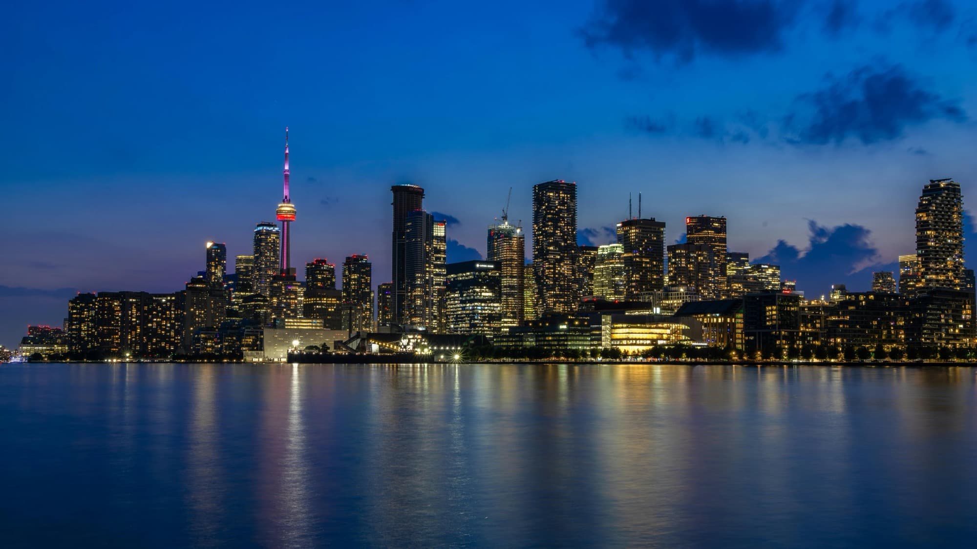 Toronto skyline at dusk